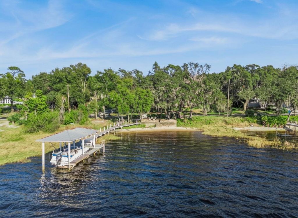 103 S Lakeshore Drive, Minneola, FL 34715 Photo