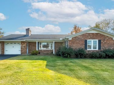 136 Pin Oak Drive, Lancaster, KY 40444