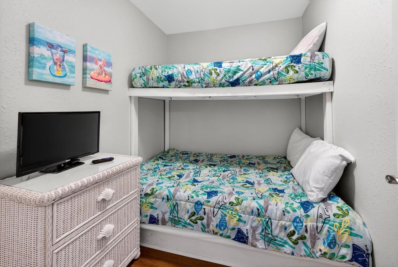 301 N Waccamaw Dr.  Photo 14