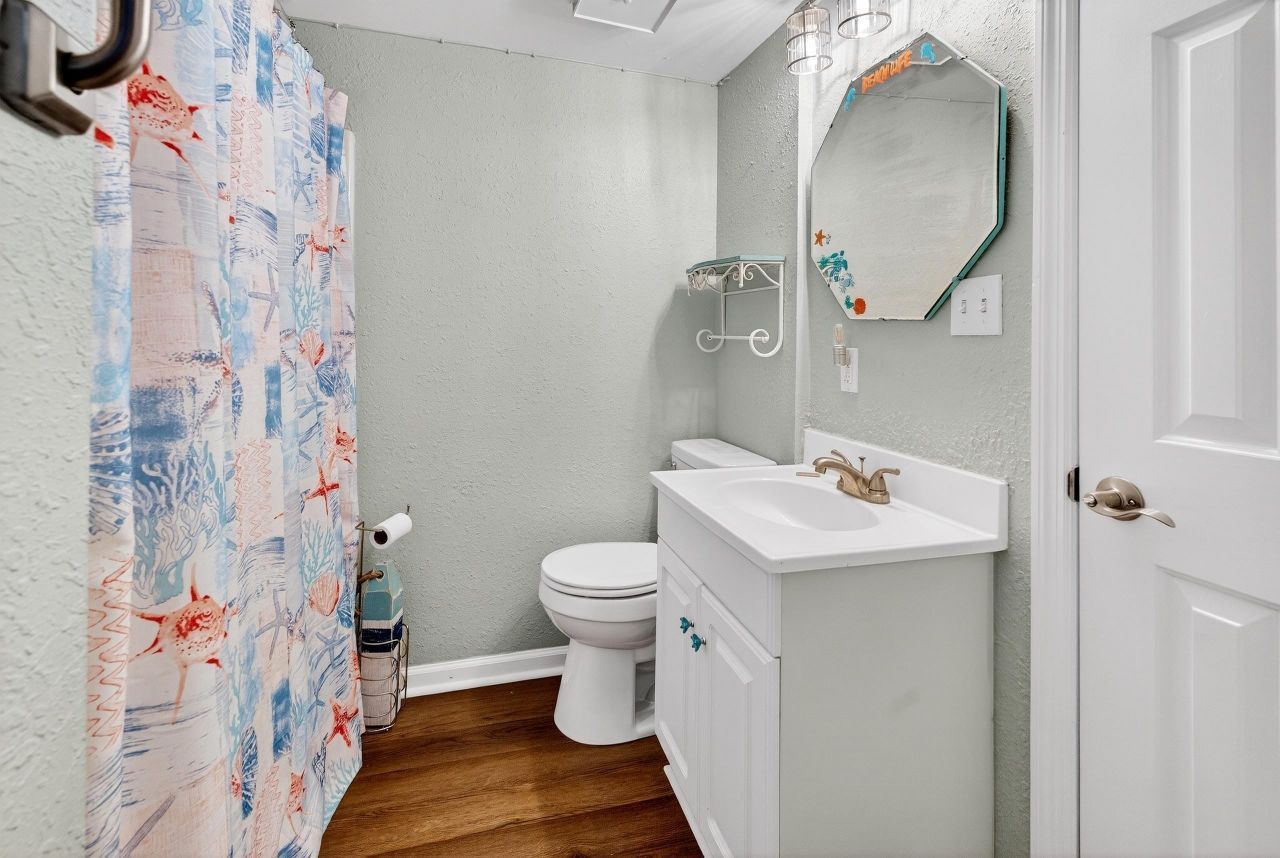 301 N Waccamaw Dr.  Photo 16