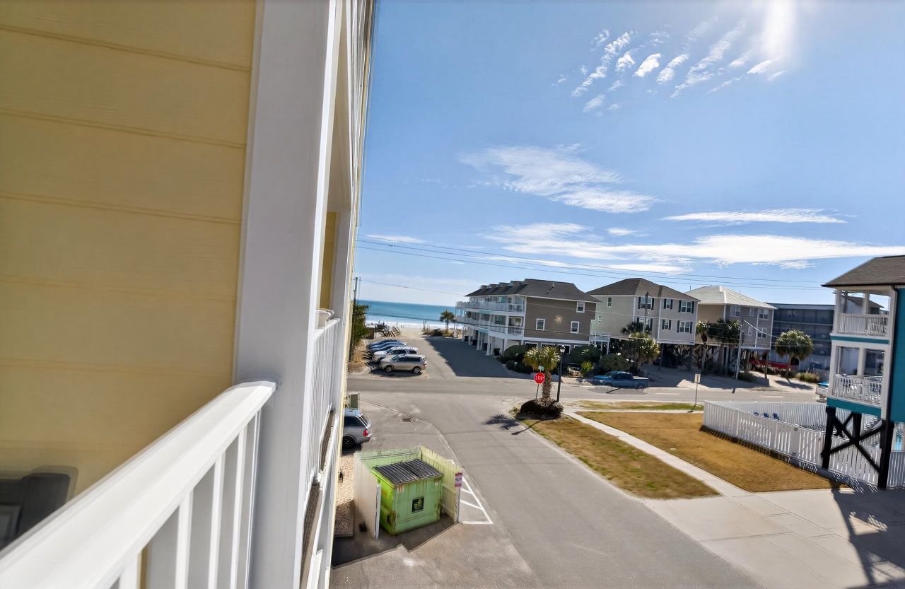 301 N Waccamaw Dr.  Photo 9