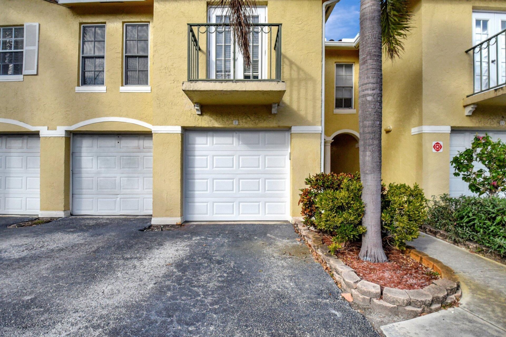 1125 Lake Shore Drive, Unit 203, Lake Park, FL 33403 Photo