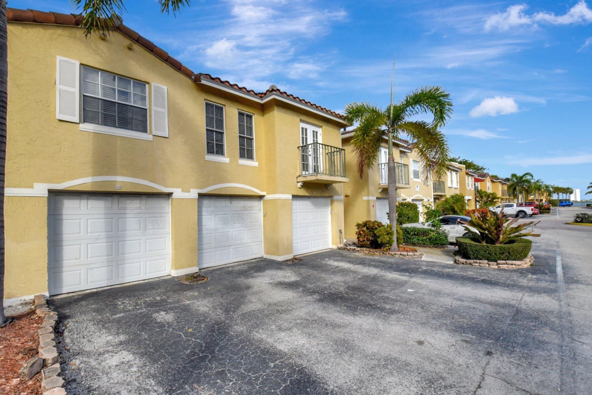 1125 Lake Shore Drive, Unit 203, Lake Park, FL 33403 Photo