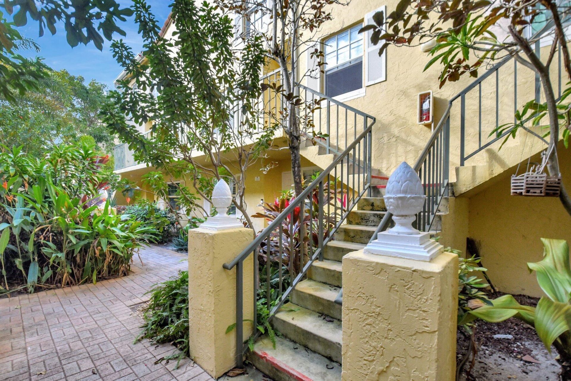 1125 Lake Shore Drive, Unit 203, Lake Park, FL 33403 Photo