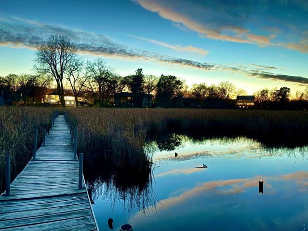 19860 Cottagewood Road, Deephaven, MN 55331