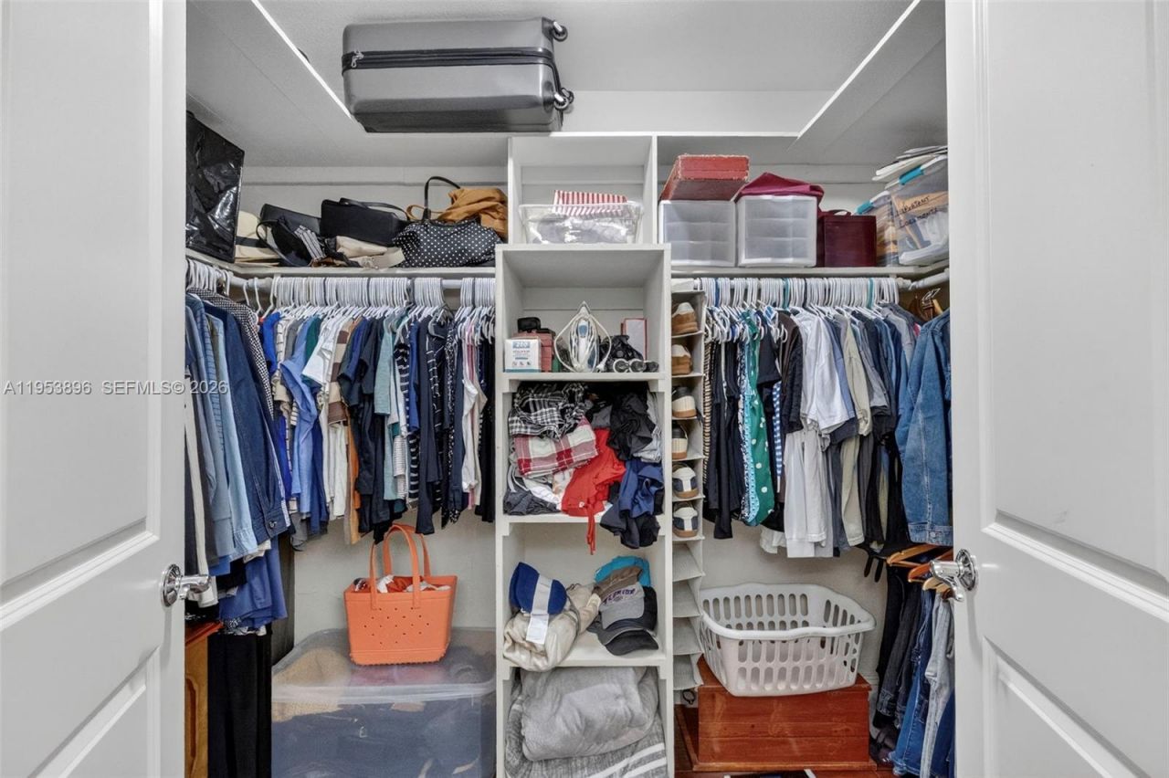 16135 Emerald Estates Dr , Unit 162, Weston, FL 33331 Photo