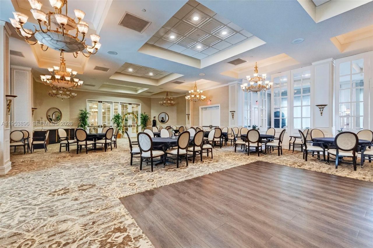 16135 Emerald Estates Dr, Unit 162, Weston, FL 33331 Photo