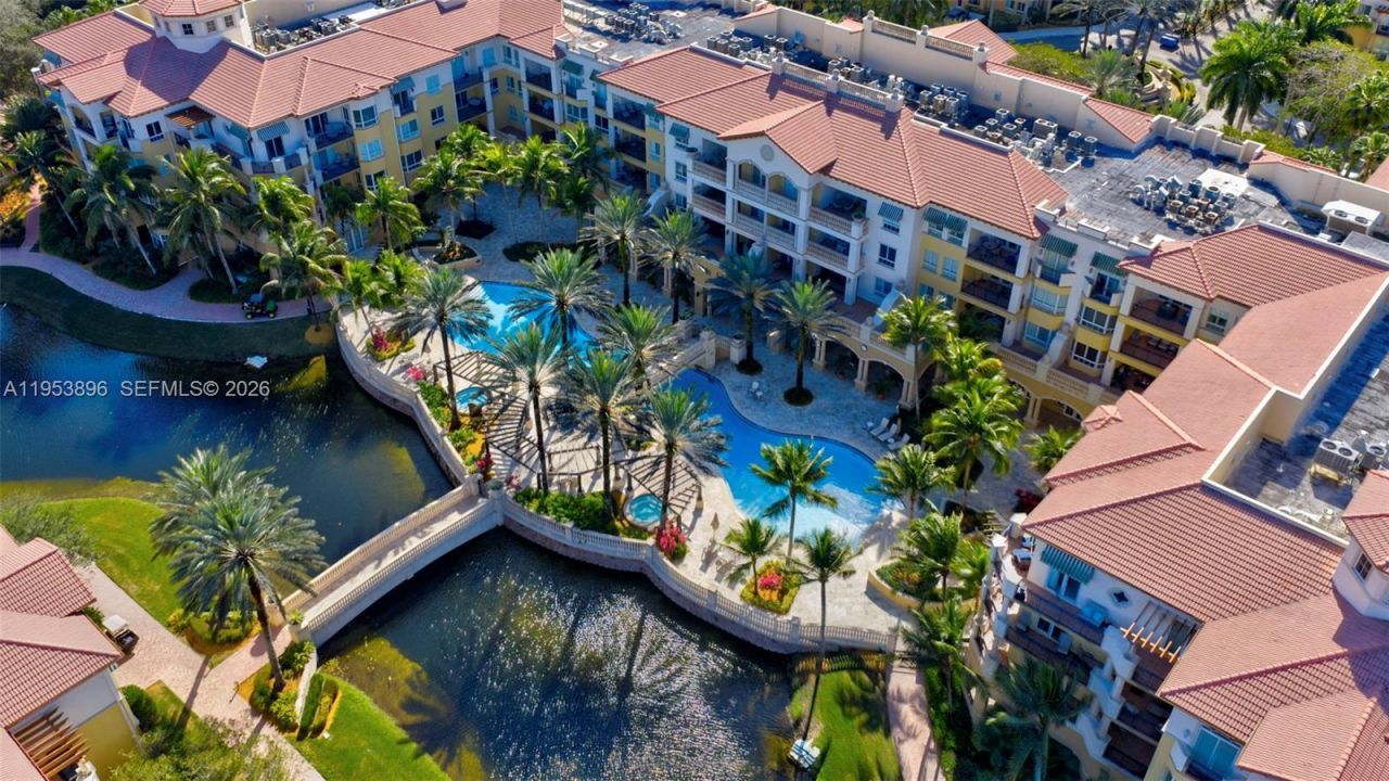 16135 Emerald Estates Dr, Unit 162, Weston, FL 33331 Photo