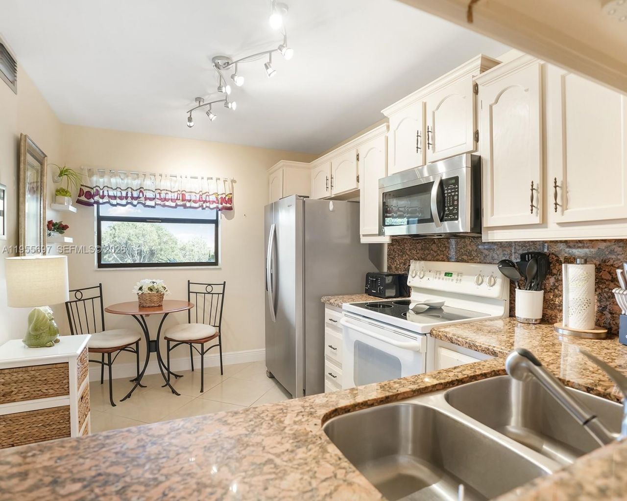 3591 Environ Blvd, Unit A404, Lauderhill, FL 33319 Photo