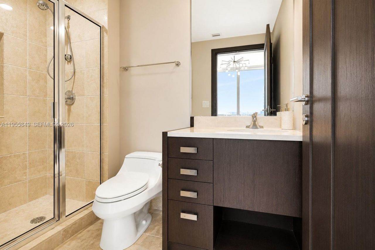 18201 Collins Ave, Unit 1507, Sunny Isles Beach, FL 33160 Photo