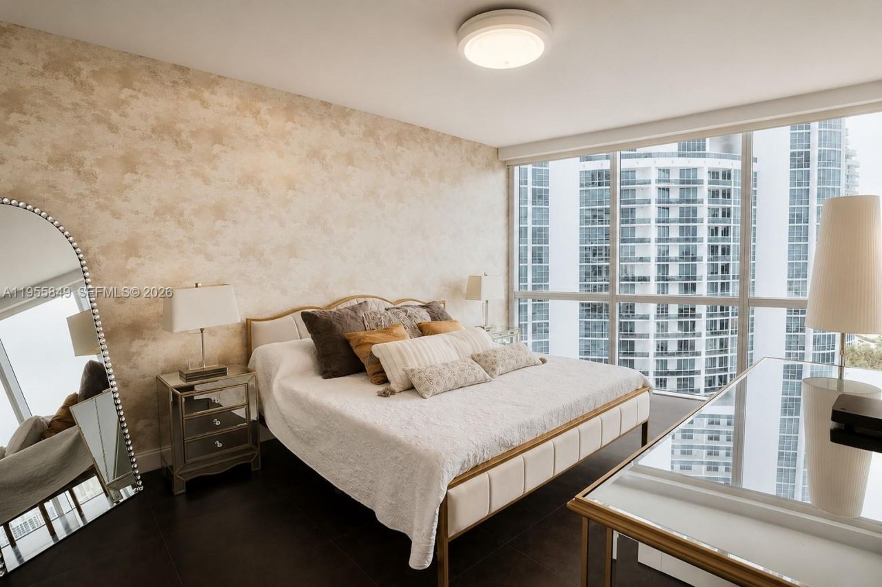 18201 Collins Ave, Unit 1507, Sunny Isles Beach, FL 33160 Photo