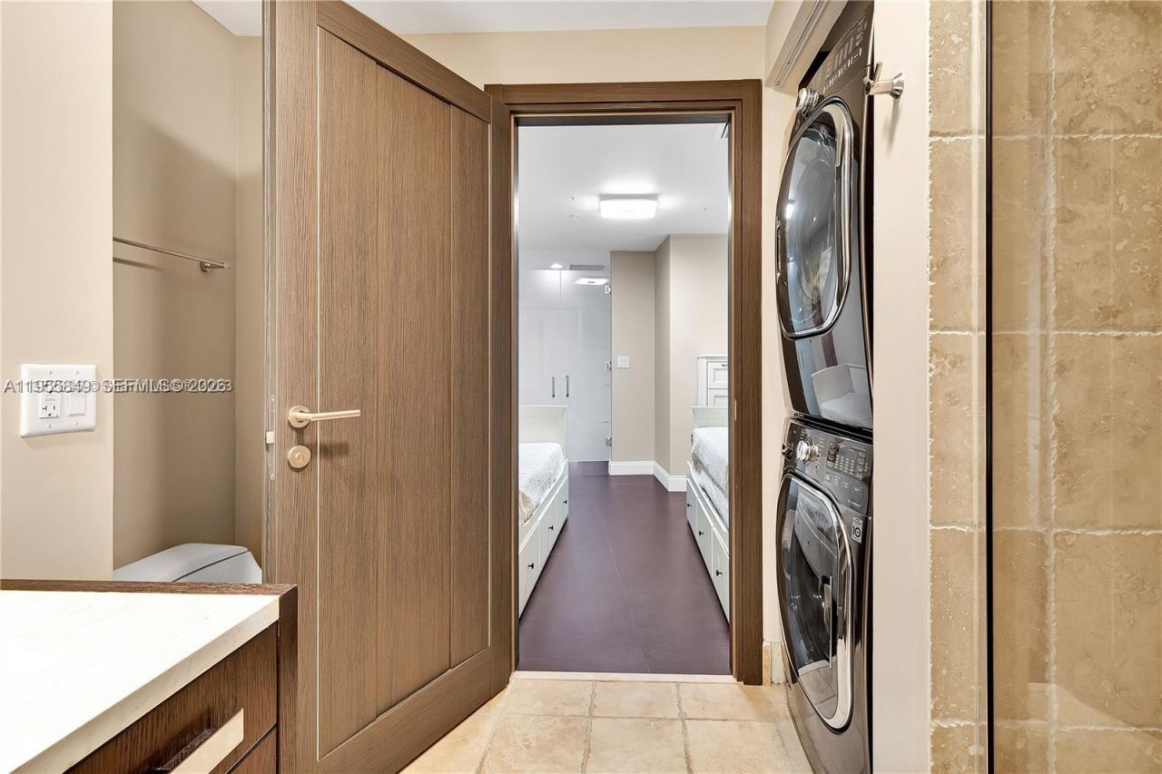 18201 Collins Ave , Unit 1507, Sunny Isles Beach, FL 33160 Photo