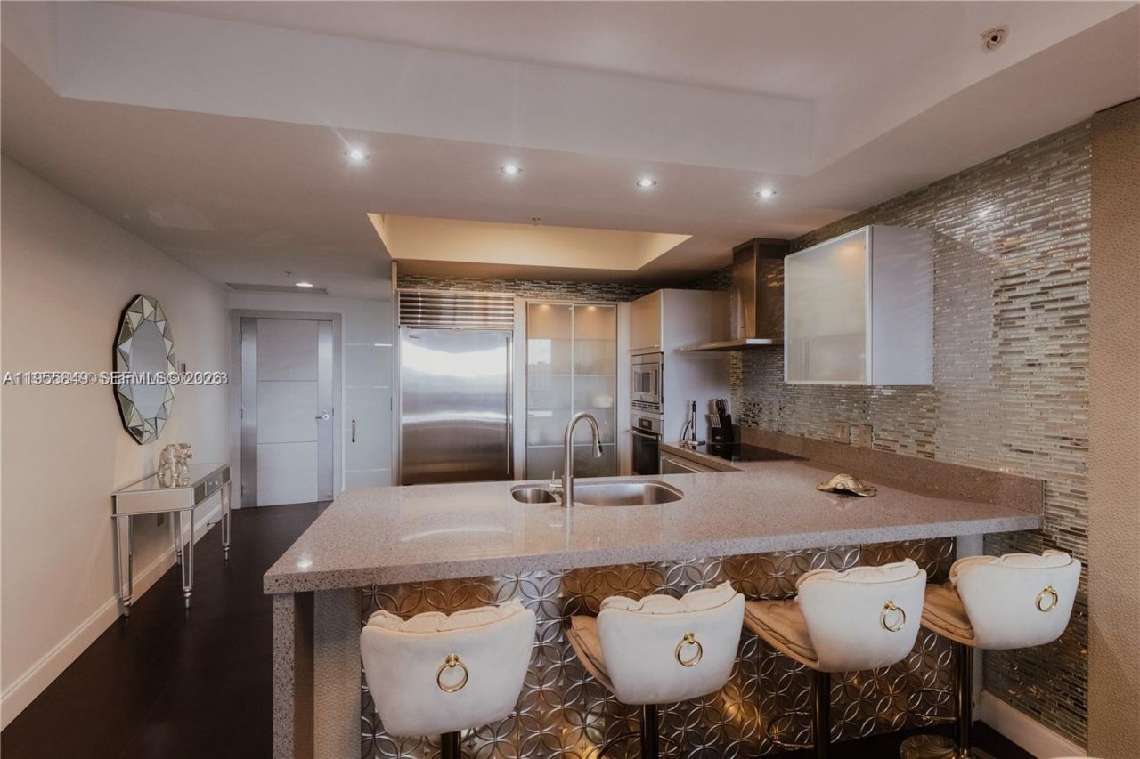 18201 Collins Ave , Unit 1507, Sunny Isles Beach, FL 33160 Photo