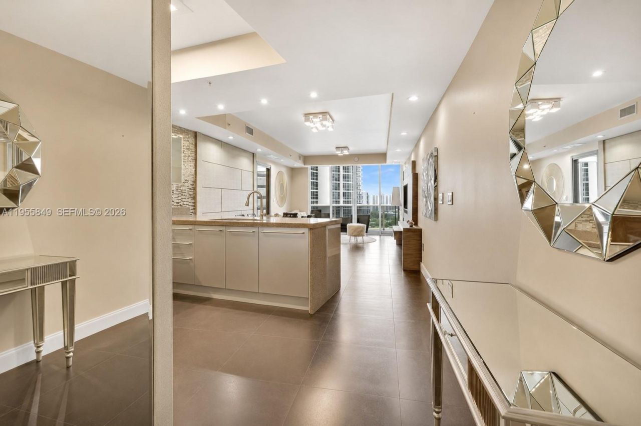 18201 Collins Ave, Unit 1507, Sunny Isles Beach, FL 33160 Photo