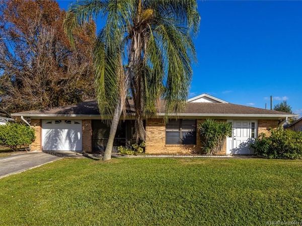 2055 SW Cranberry Street, Port St Lucie, FL 34953