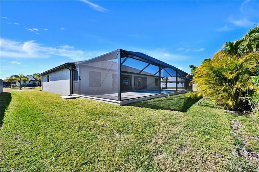 3613 NW 1st St, Cape Coral, FL 33993 Photo