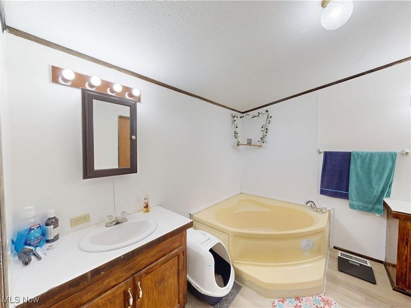 3651 Austin Road, Unit N12, Geneva, OH 44041 Photo 18