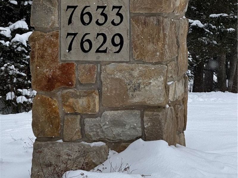 7633 Hidden Valley Drive, Kirtland, OH 44094 Photo 3