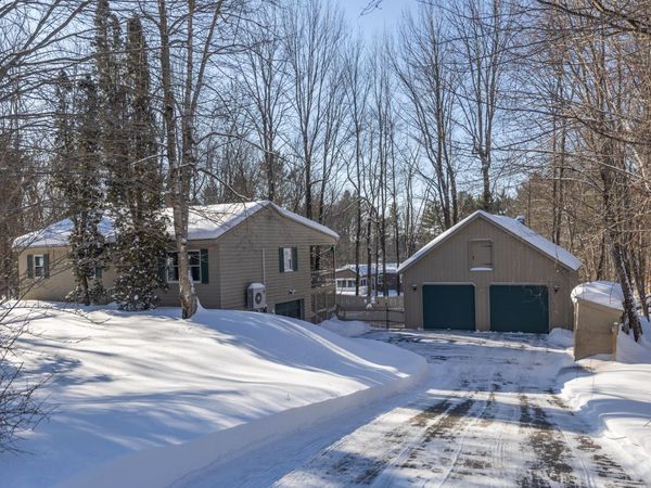 31 Bellflower Drive, Auburn, ME 04210