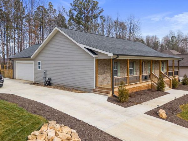 347 Shadows Lawn Drive, Athens, TN 37303