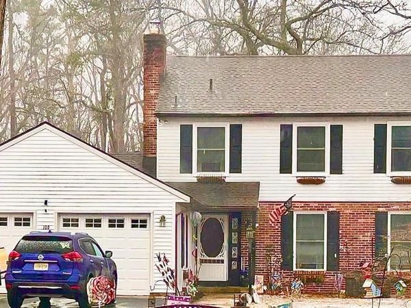 100 PIN OAK DRIVE, PEMBERTON, NJ 08068