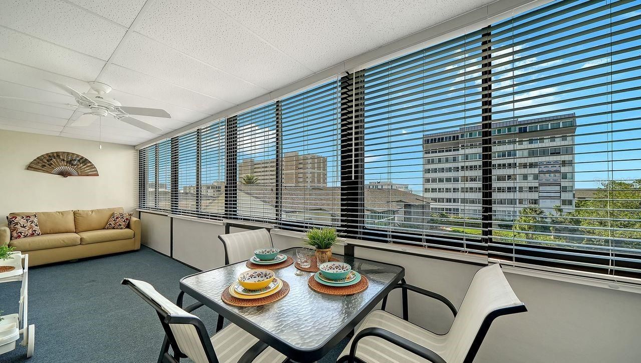 1125 W Peppertree Drive, Unit 302, Sarasota, FL 34242 Photo