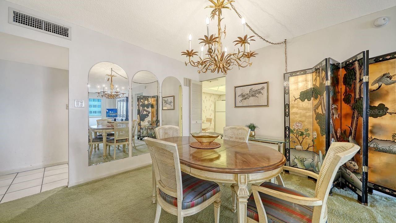 1125 W Peppertree Drive, Unit 302, Sarasota, FL 34242 Photo