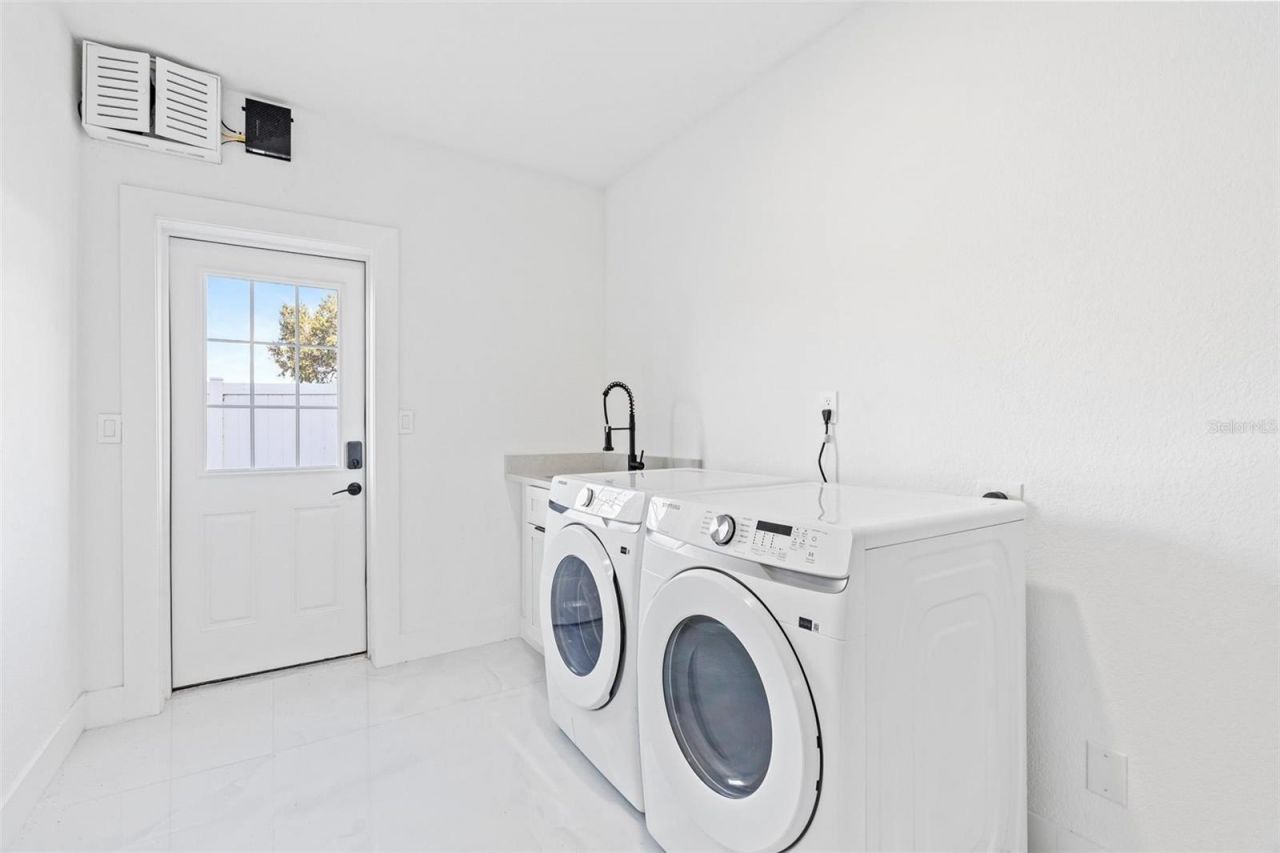 10843 Lakeshore Drive, Clermont, FL 34711 Photo