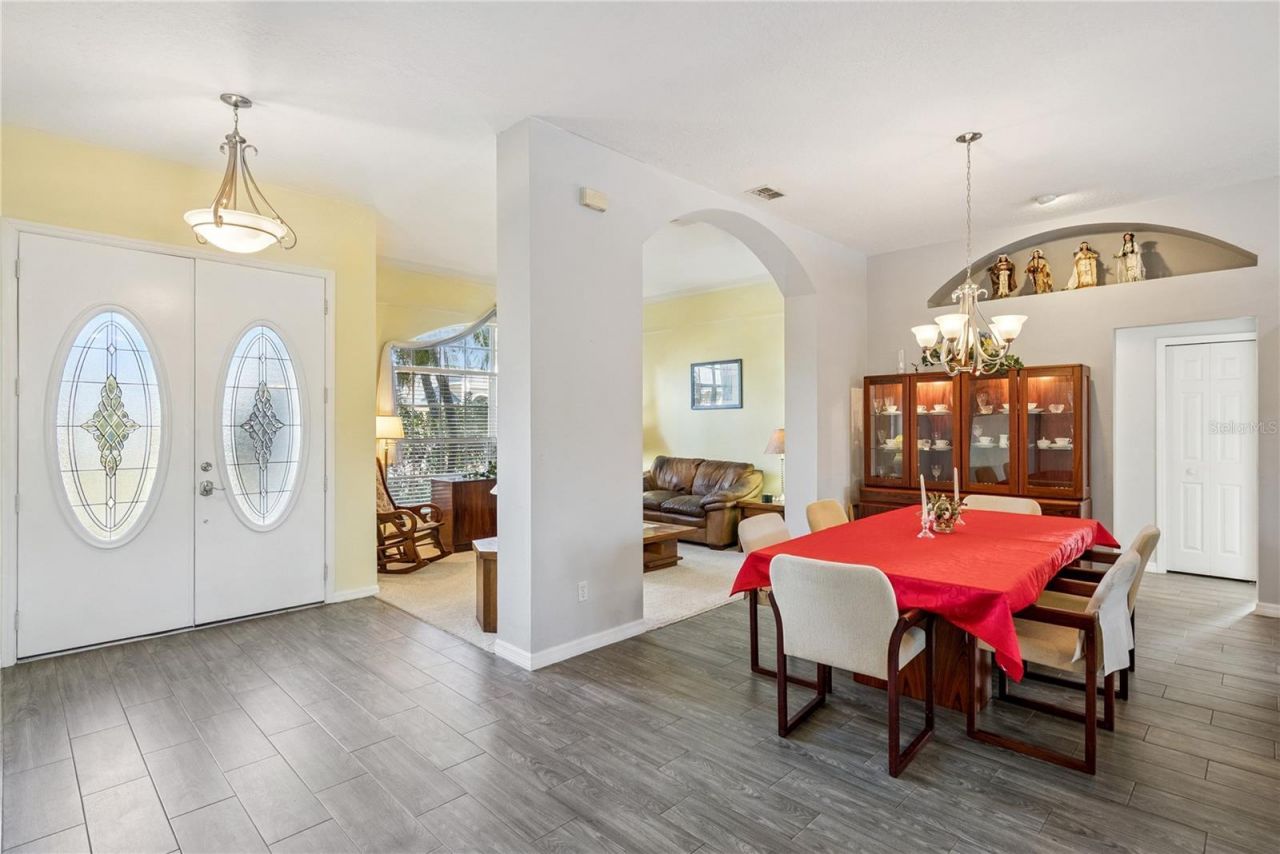 639 Lakehaven Circle, Orlando, FL 32828 Photo