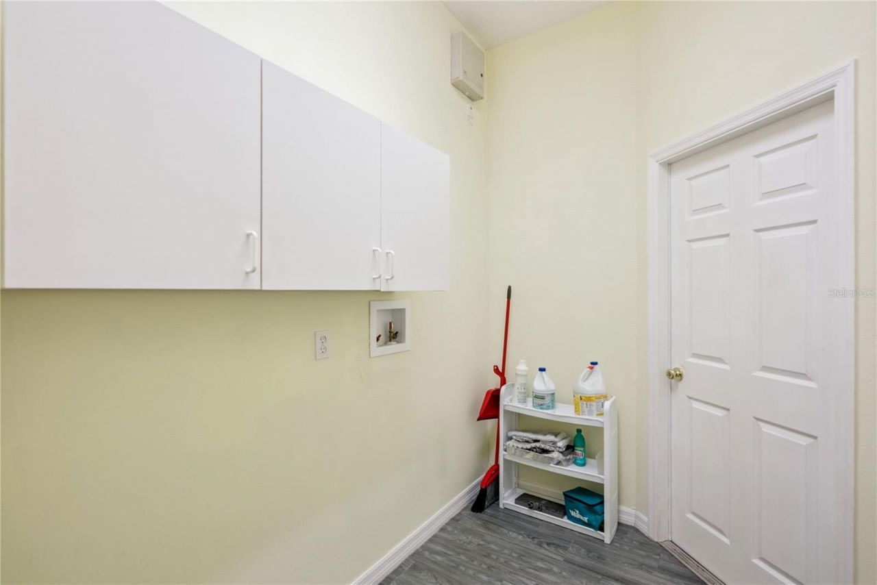 639 Lakehaven Circle, Orlando, FL 32828 Photo