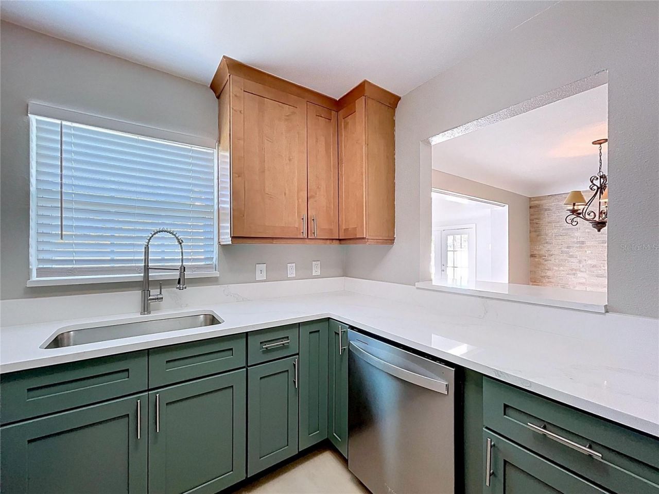 8822 Bay Street Ne, Saint Petersburg, FL 33702 Photo