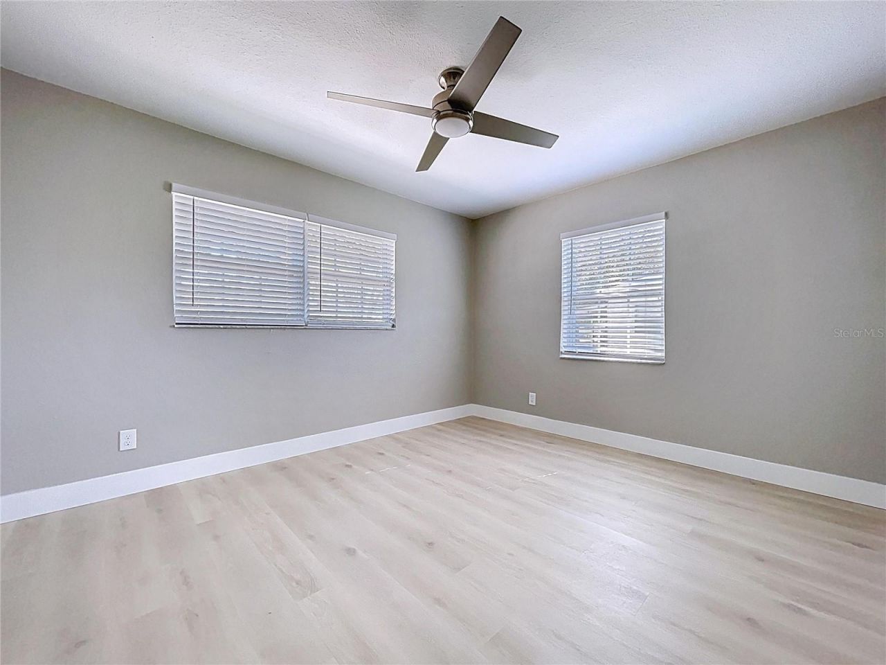 8822 Bay Street Ne, Saint Petersburg, FL 33702 Photo