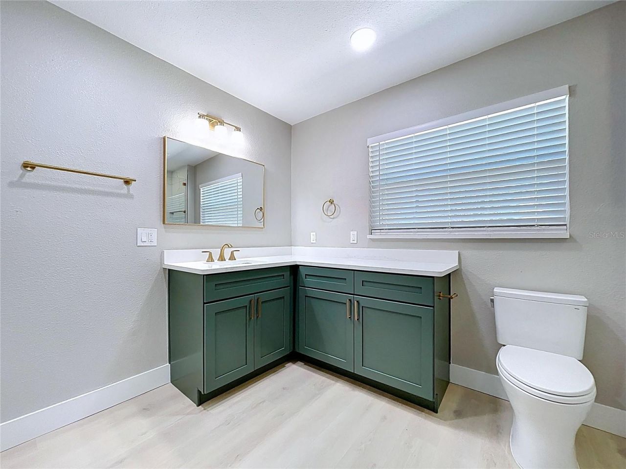 8822 Bay Street Ne, Saint Petersburg, FL 33702 Photo