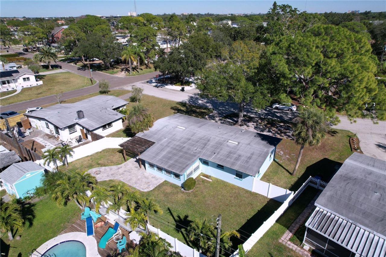 8822 Bay Street Ne, Saint Petersburg, FL 33702 Photo