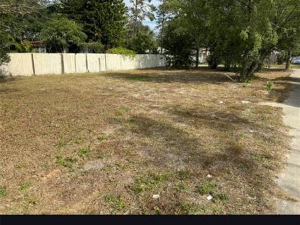 1014 E SITKA STREET, TAMPA, FL 33604
