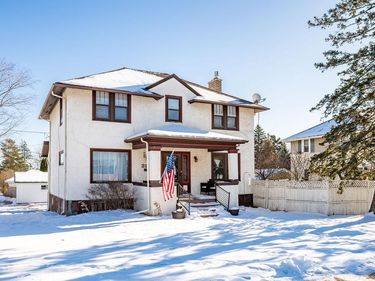 312 N 40th Avenue E, Duluth, MN 55804