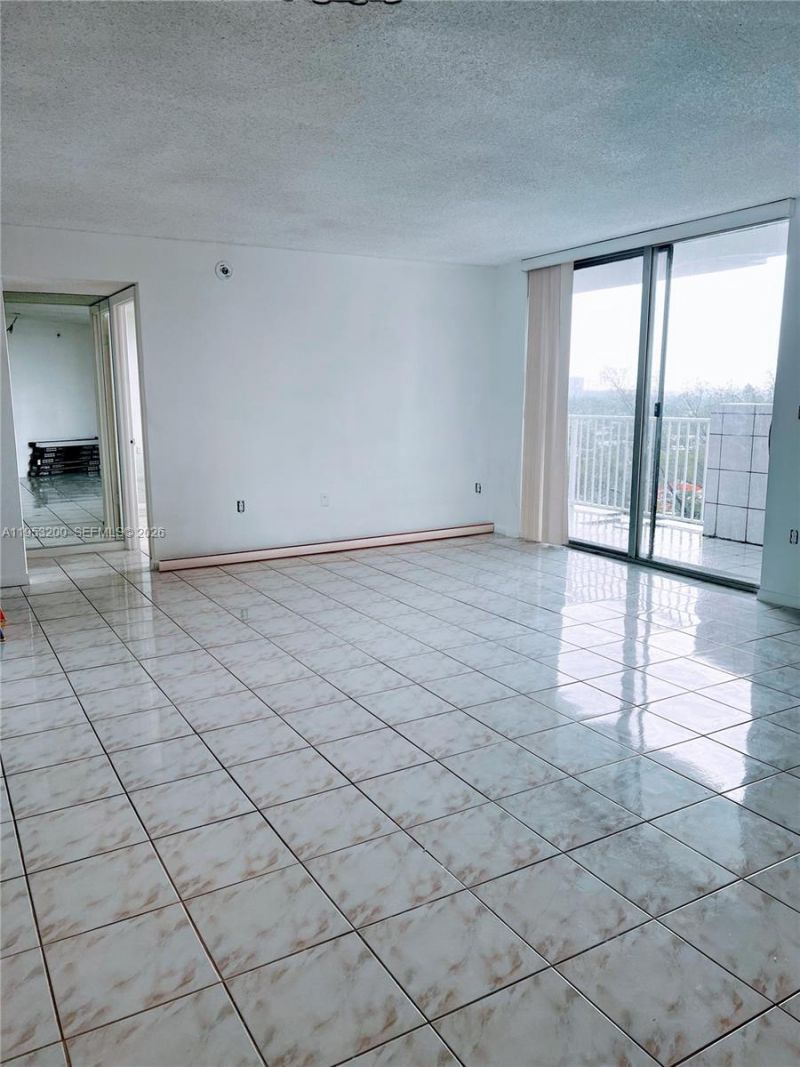 1300 NE Miami Gardens Dr , Unit 1001E, Miami, FL 33179 Photo