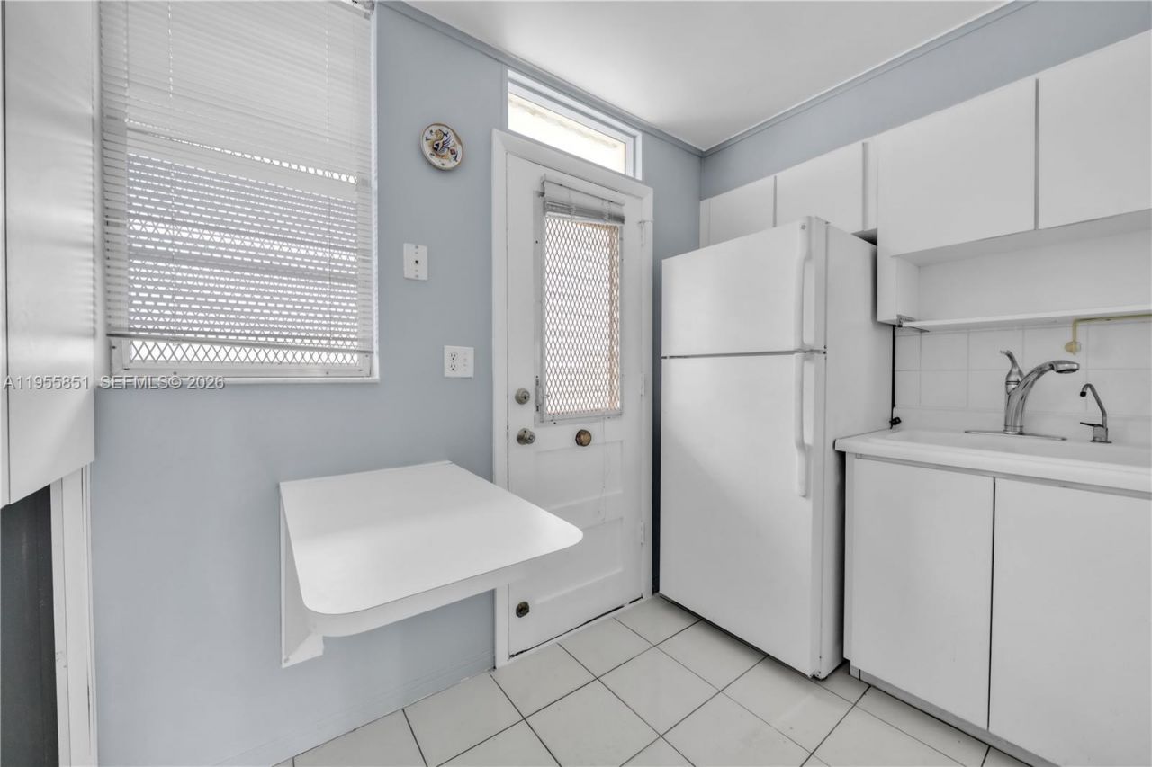 3030 Marcos Dr, Unit T409, Aventura, FL 33160 Photo