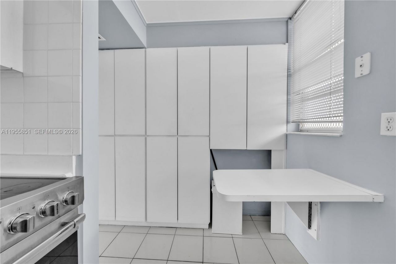 3030 Marcos Dr, Unit T409, Aventura, FL 33160 Photo