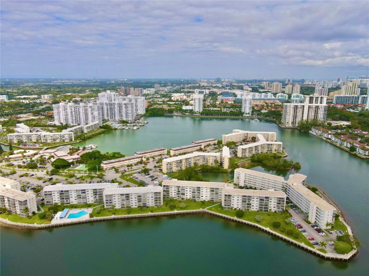 3030 Marcos Dr, Unit T409, Aventura, FL 33160 Photo