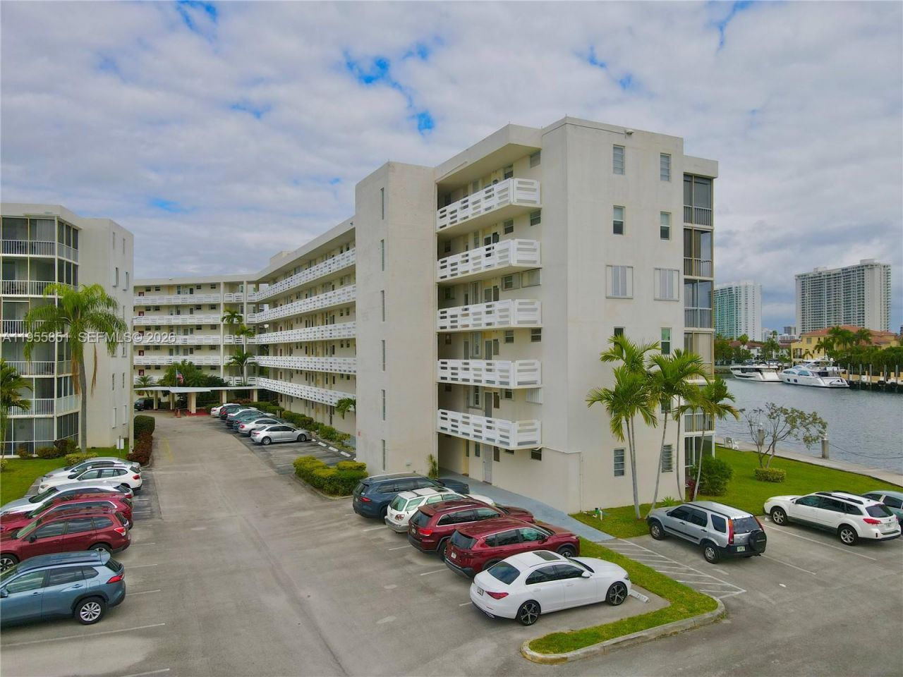 3030 Marcos Dr, Unit T409, Aventura, FL 33160 Photo