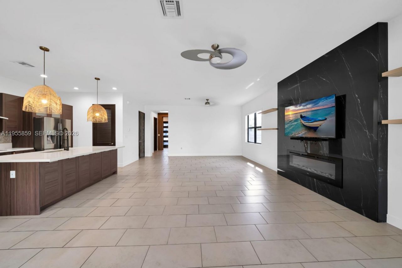 15877 SW 136th Way , Miami, FL 33196 Photo