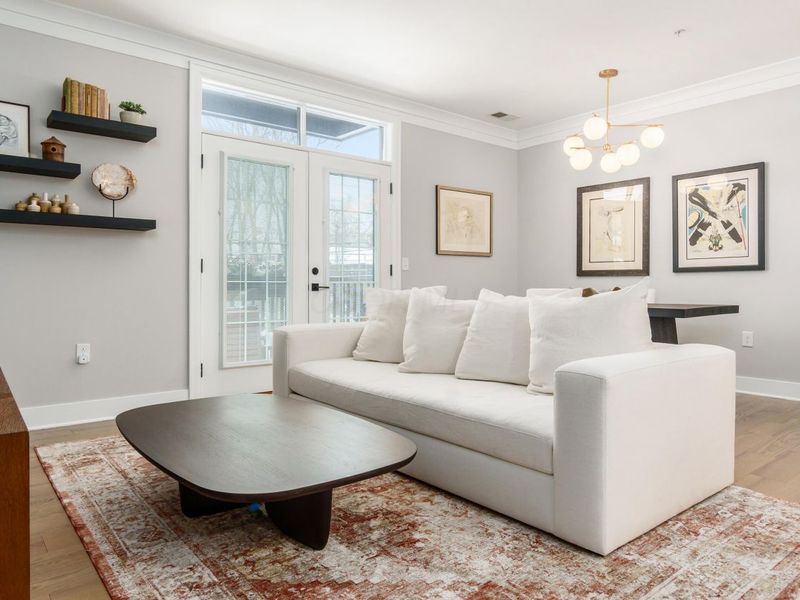 1670 E Broad , Unit 206, Columbus, OH 43203 Photo 7