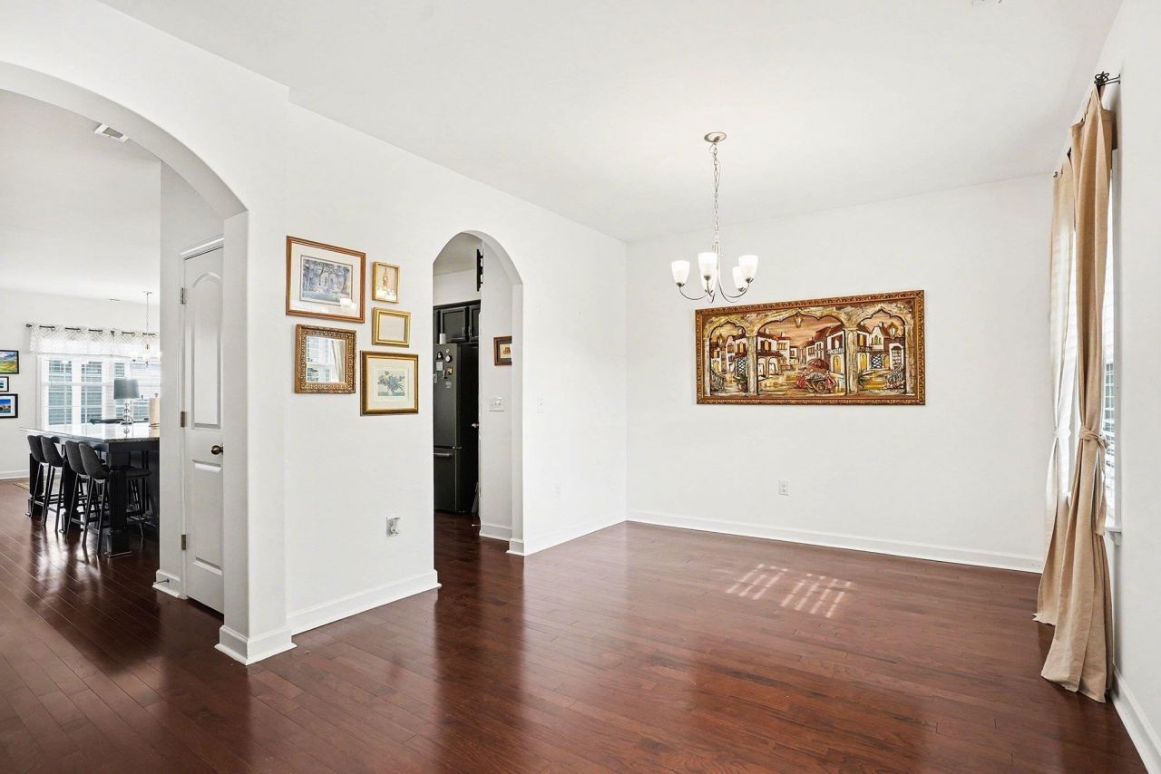 1942 Pine Cone Ln. Photo 13