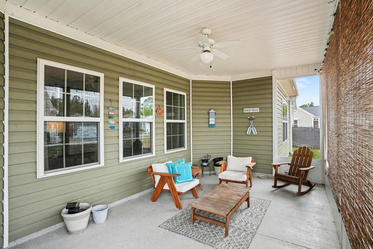 1942 Pine Cone Ln. Photo 5