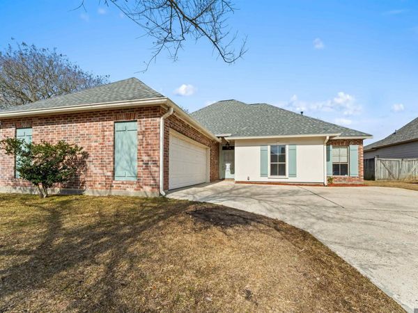 10121 Springpark Ave, Baton Rouge, LA 70810