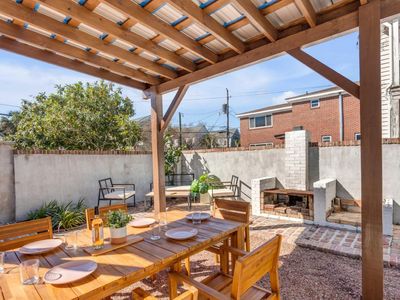 140 Spring Street, Charleston, SC 29403