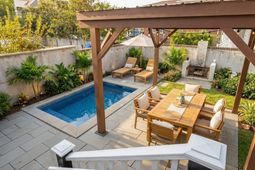 140 Spring Street photo 4