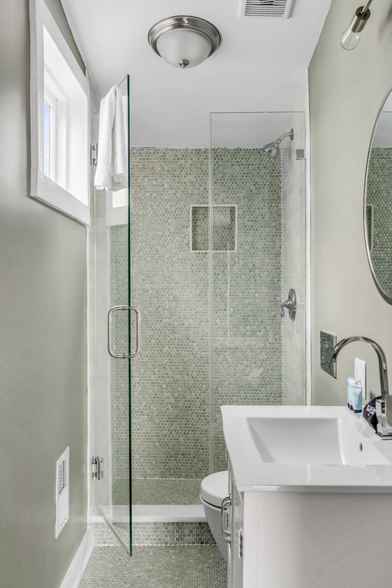 140 Spring Street Photo 22