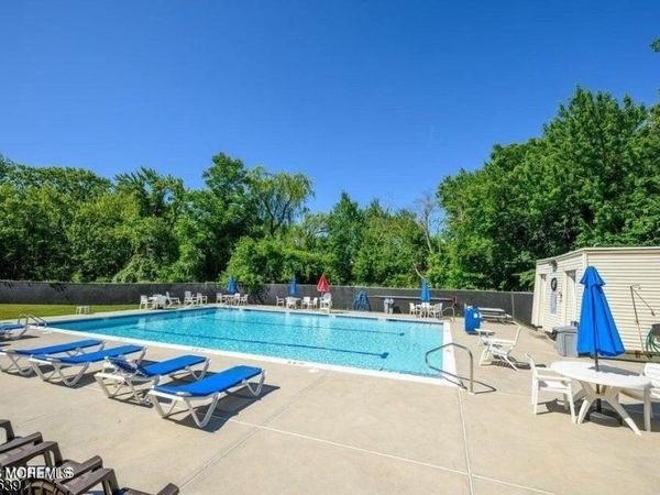 84 WHITE STR, Eatontown, NJ 07724